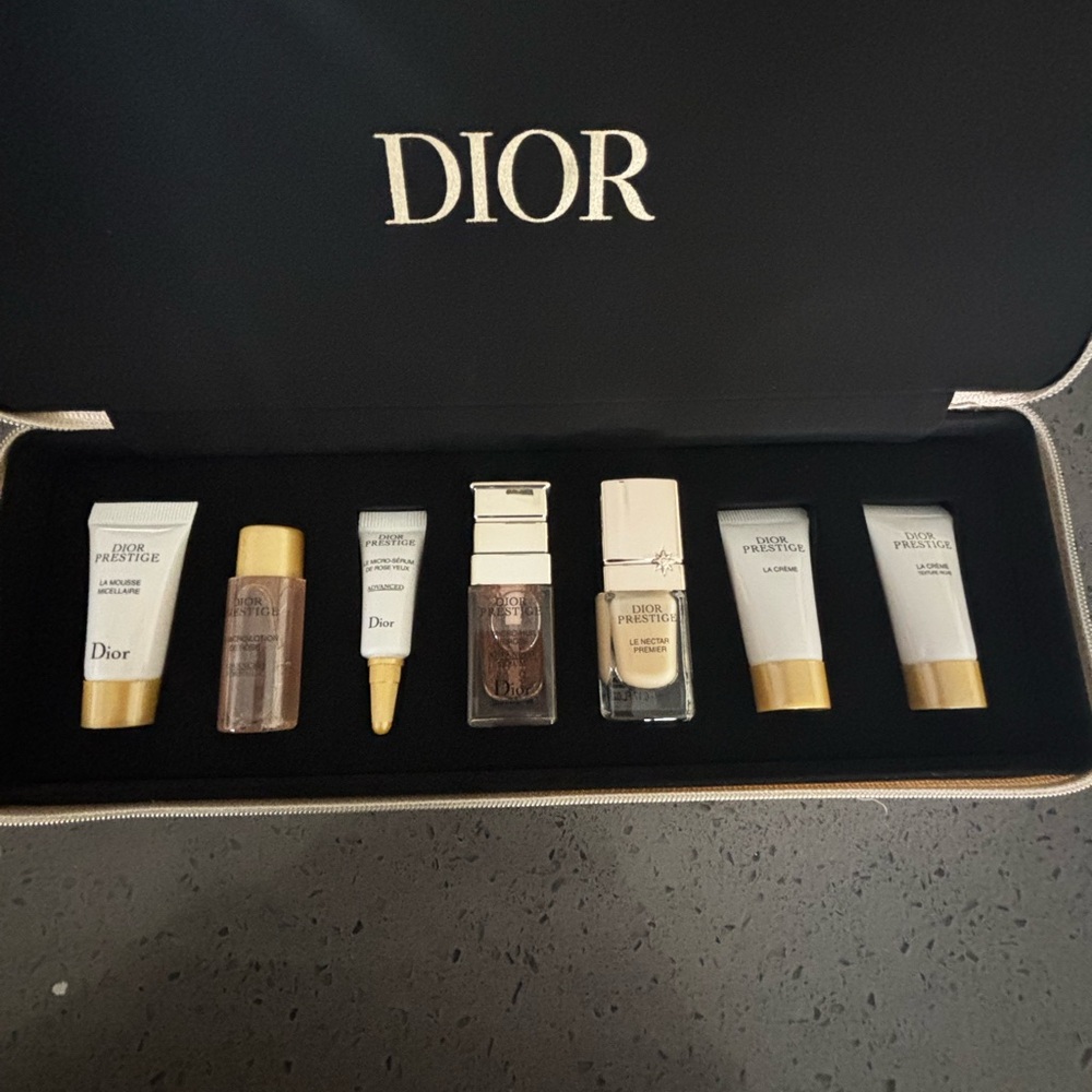 DIOR PRESTIGE LINE 7PC GOLD PIANO SET